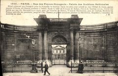 CPA Paris Rue des Francs Bourgeois Palais des Archives Nationales 