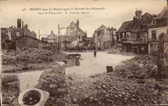 VINTAGE POSTCARD Militaria Rheims in the Ruins after the retirement of German Places St Thimothee