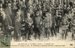 VINTAGE POSTCARD Militaria the Festivals Of the Victoire has Paris July 13rd  1919 the steps of L town hall Paris Poincare