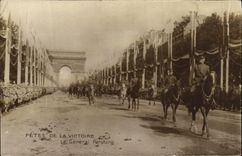 VINTAGE POSTCARD Militaria Festivals Of the Victoire general Pershing