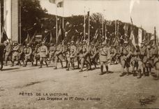 VINTAGE POSTCARD Militaria Festivals Of the Victoire flags of the 1st body D armed