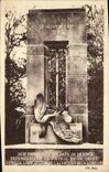 CPA Militaria Aux Heroiques Soldats de France Compiegne 