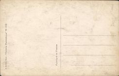 VINTAGE POSTCARD Militaria Towards the Victoire