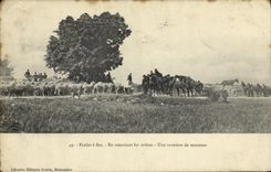 CPA Militaria Ecoles a feu En attendant les ordres Une invasion de moutons Canons