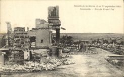 VINTAGE POSTCARD Militaria Battles of the Marne Sommeille Rue of large pre