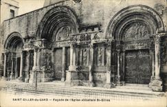 CPA Saint Gilles Du Gard L Eglise Facade de L Eglise abbatiale 