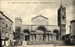 CPA Saint Gilles Du Gard L Eglise Facade Occidentale