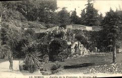 CPA Nimes Jardin de la Fontaine La Grotte