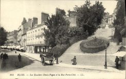 CPA Blois Les Escaliers Denis Papin et la Rue Porte Cote