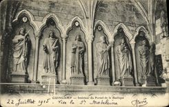 CPA Guingamp Interieur du Portail de la Basilique
