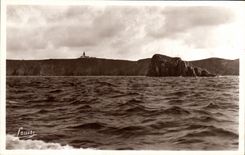 CPA Cap Frehel L amas et le phare vus du large 