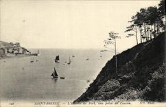 CPA Saint Brieuc L Entree du Port vue prise de Cesson