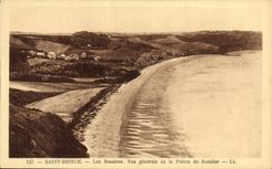 CPA Saint Brieuc Les Rosaires Vue generale de la Pointe du Roselier