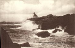 CPA Perros Guirec Le Phare de Ploumanac h un Jour de gros temps