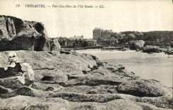 CPA Tregastel Vers Coz Pors de I Ile Ronde