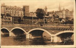 VINTAGE POSTCARD Pau the Bridge and the Castle D Henri lV