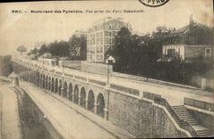 VINTAGE POSTCARD Pau Boulevard of the Pyrenees Seen prisr of the Beaumont park