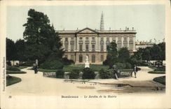 CPA Bordeaux Le Jardin de la Mairie