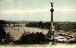 CPA Bordeaux Le Monument des Girondins et les Quinconces