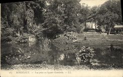 CPA Bordeaux Vue Prise au Square Gambetta