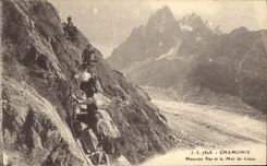 VINTAGE POSTCARD Chamonix Bad step and Sea of Ice Alpinism