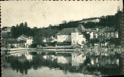 VINTAGE POSTCARD Thonon Les Bains a corner of the Port