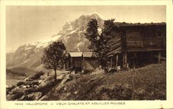 CPA Vallorcine Vieux Chalets Et Aiguilles Rouges