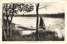 CPA Cote d Emeraude Les Bords de la Rance La passagere Bateau