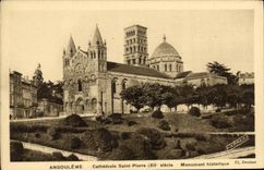 VINTAGE POSTCARD histroic Angouleme Cathedarle Saint Pierre Xll century Monument