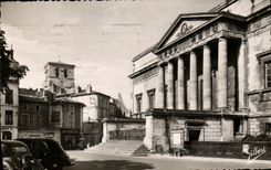 MODERN CARD Angouleme Places of Muirer Palais of Justlce and Clocher of L Eglise St Andre