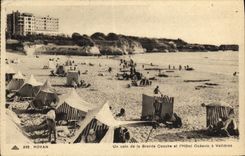 CPA Royan Un Coin de la Grande Conche et L Hotel Oceanic a Vallieres