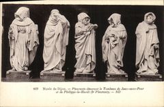 VINTAGE POSTCARD Crying Dijon decorating the Tomb with Jean Without Fear and Philippe the Bold one