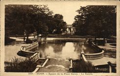 VINTAGE POSTCARD Dijon Public garden of the Place Darcy the Basin