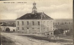 VINTAGE POSTCARD Montigny the King L Town hall