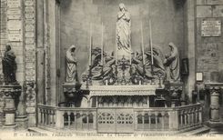 CPA Langres Cathedrale Saint Mammes la Chapelle de l Immaculee Conception