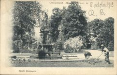 CPA Chaumont La Square Boulingrin Jardinier