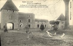 VINTAGE POSTCARD Surroundings of Luneville Old residence seigneuriale Militaria