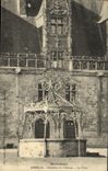 CPA Josselin Interieur du Chateau Le Puits