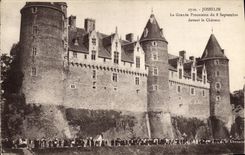 POSTAL Josselin de la VENDIMIA la gran procesion del 8 de septiembre delante del castillo