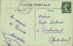 CPA ND de Lumiere Statue de la Crypte Vierge Couronnee