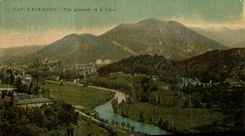CPA Lourdes Vue Generale et le Gave