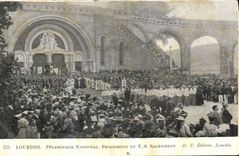 CPA Lourdes Pelerinage National Procession du Sacrement