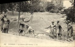 CPA Lourdes Le Calvaire lll e Station 