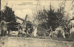 CPA Lourdes La Station du Calvaire