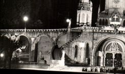 CPA Lourdes La Basilique llluminee