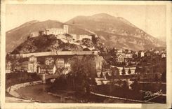 CPA Lourdes Le Chateau Fort de Gave de Pau