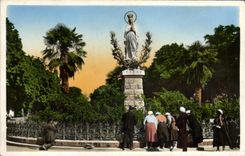 CPA Lourdes La Vierge Couronneee