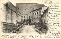 CPA Lourdes Entree du Chateau Le Pont Levis