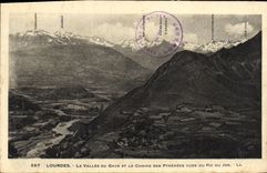 CPA Lourdes La Vallee du Gave et la Chaine des Pyrenees vues du Pic du Jer