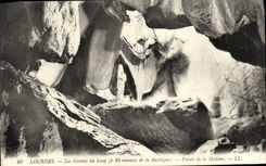 CPA Lourdes Les Grottes du Loup a 10 minutes de la Basilique Palais de la Madone